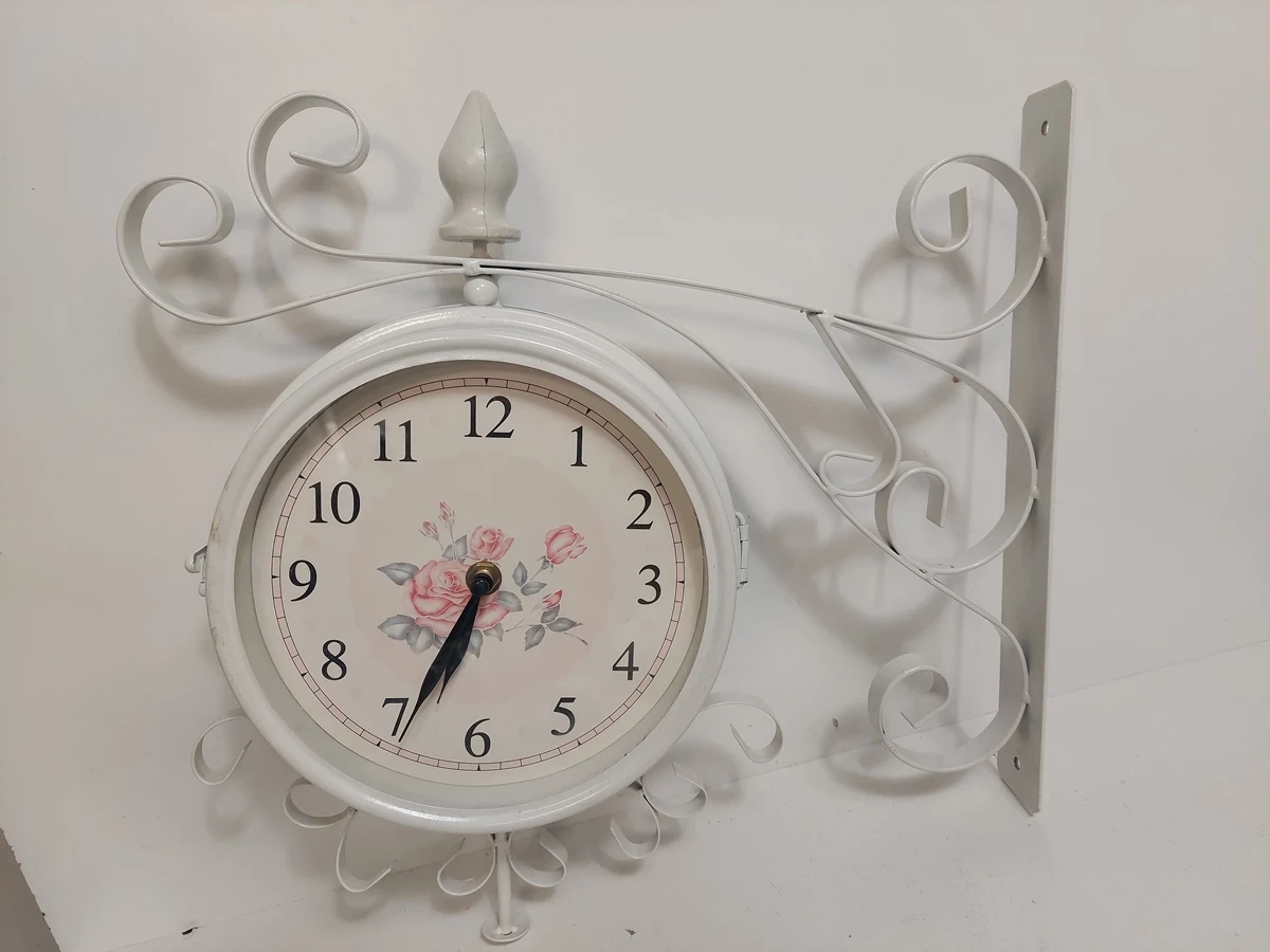 zegar-scienny-dwustronny-w-kolorze-bialym-55cm-typ-scienny