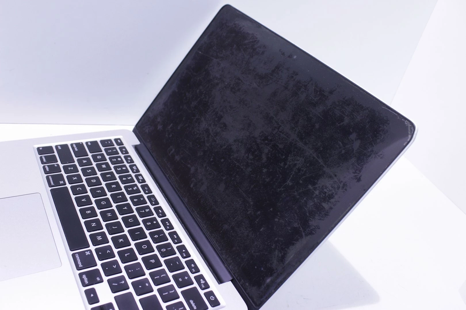 laptop-apple-macbook-pro-a1502-liczba-rdzeni-procesora-4329-2