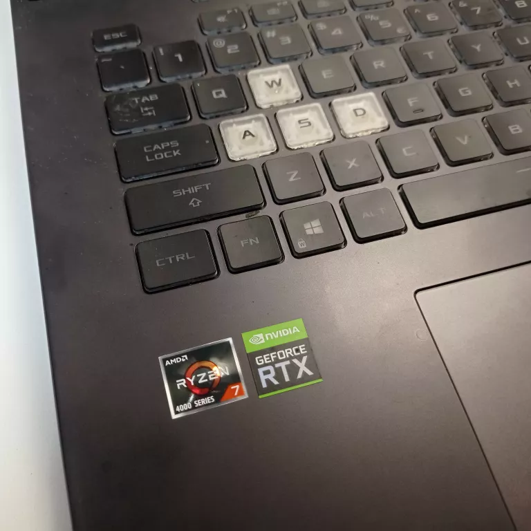ASUS ROG STRIX G713I RTX 3060