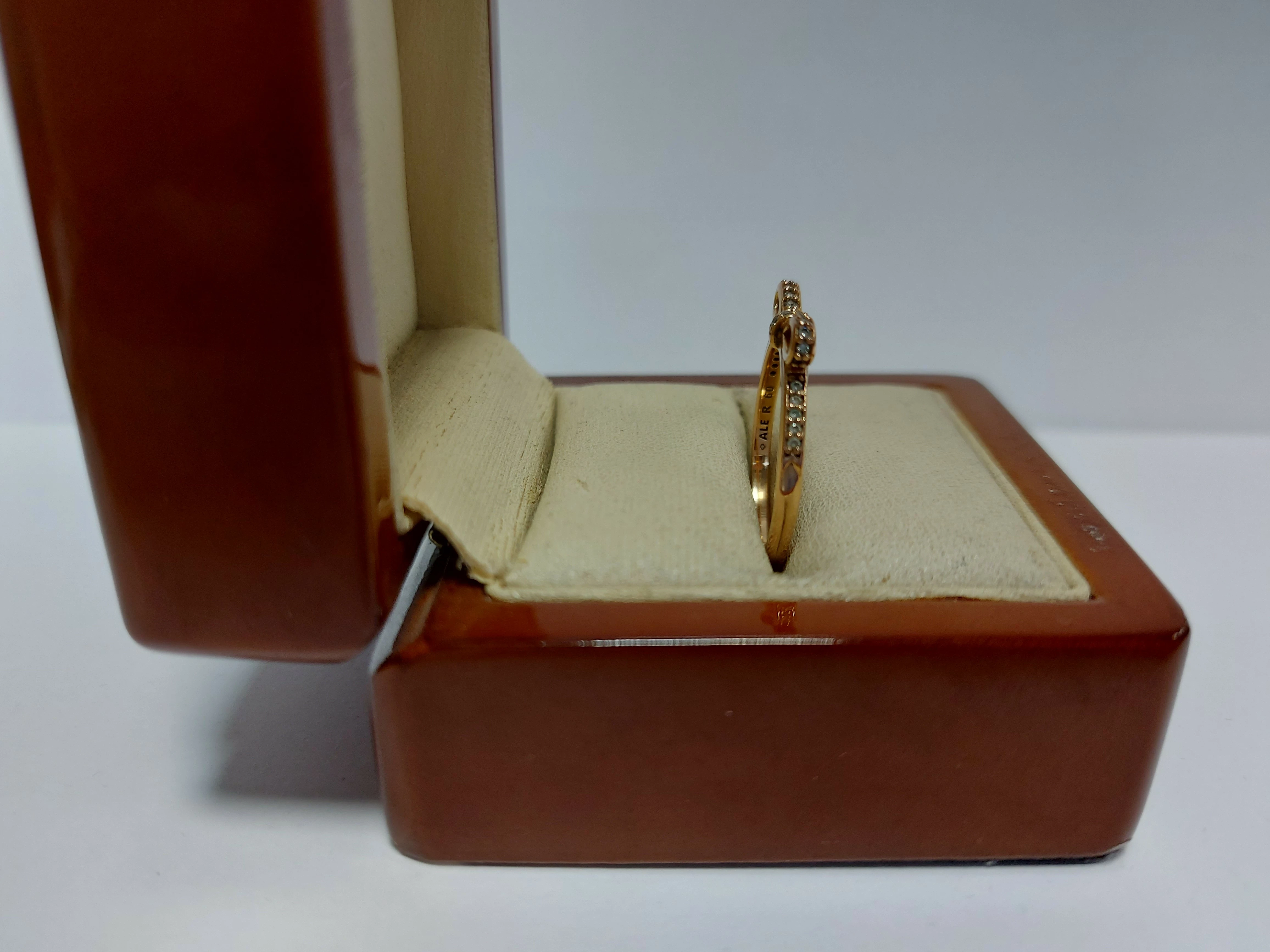 pierscionek-pandora-kokardka-213-gr-r21-rodzaj-wyrob-jubilerski