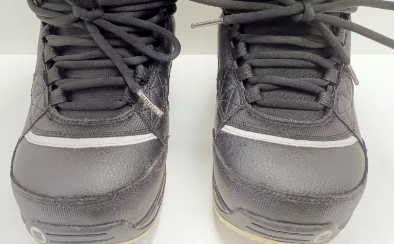 BUTY SNOWBOARDOWE BURTON INVADER ROZM 43