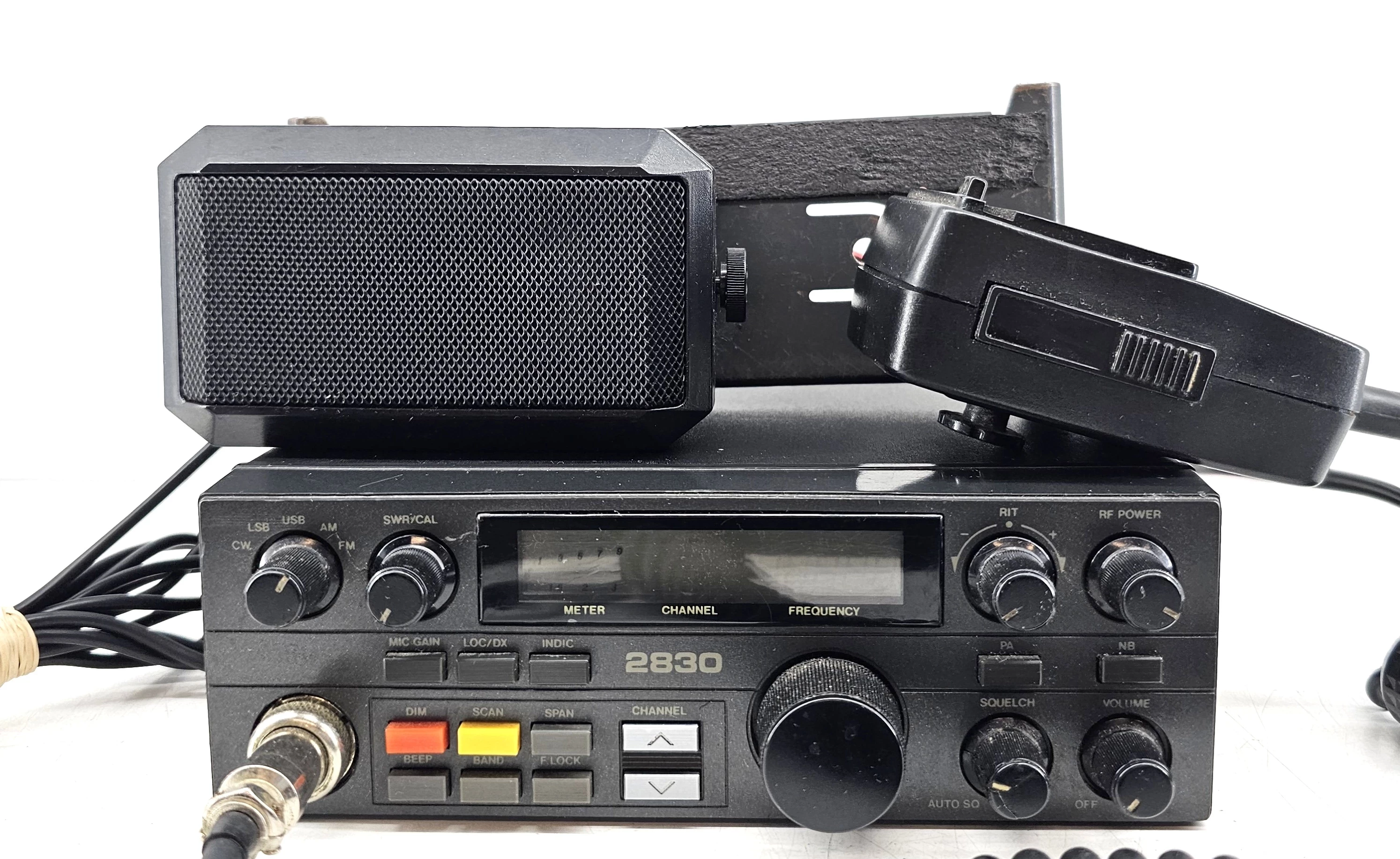 cb-radio-uniden-2830-president-lincoln-am-fm-ssb-antena-glosnik-product-id-35780350-d2ed-40ee-8eb1-07ecde29c3af