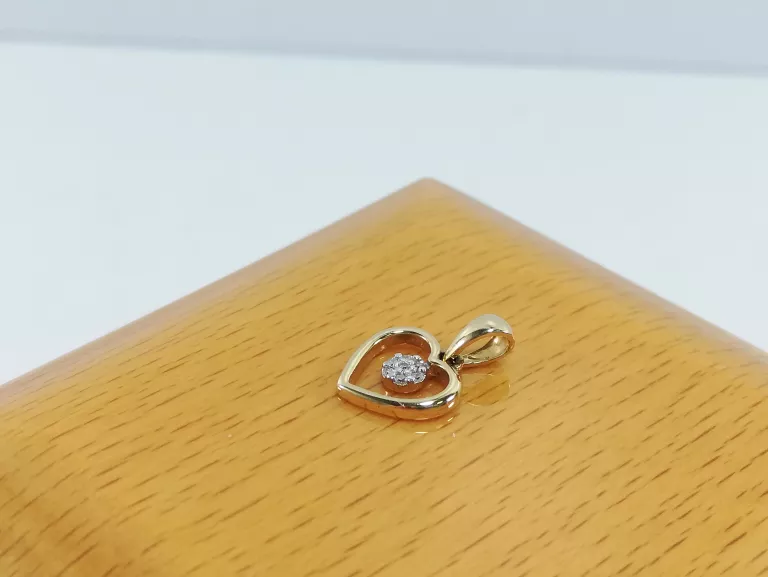 zlota-zawieszka-serce-zloty-wisiorek-585-14k-z-diamentami-certyfikat-ean-gtin-6932308200049