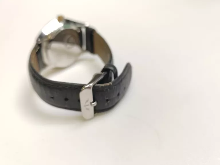 ZEGAREK BISSET MĘSKI SWISS MADE 70095M NA PASKU Z GRAWEREM
