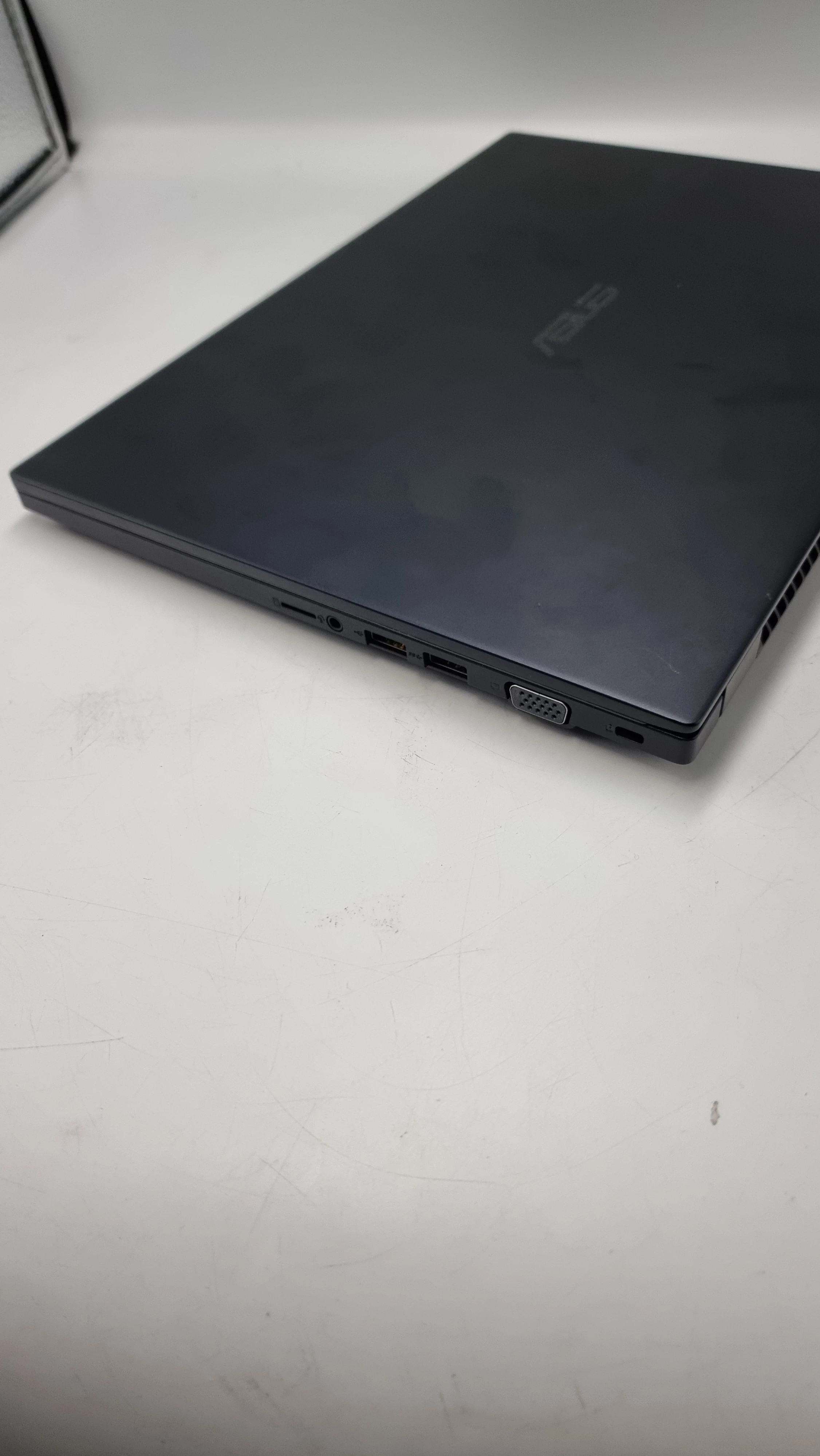 laptop-asus-expertbook-p2-p2451fb-i5-10210u-8512gb-stan-uzywany