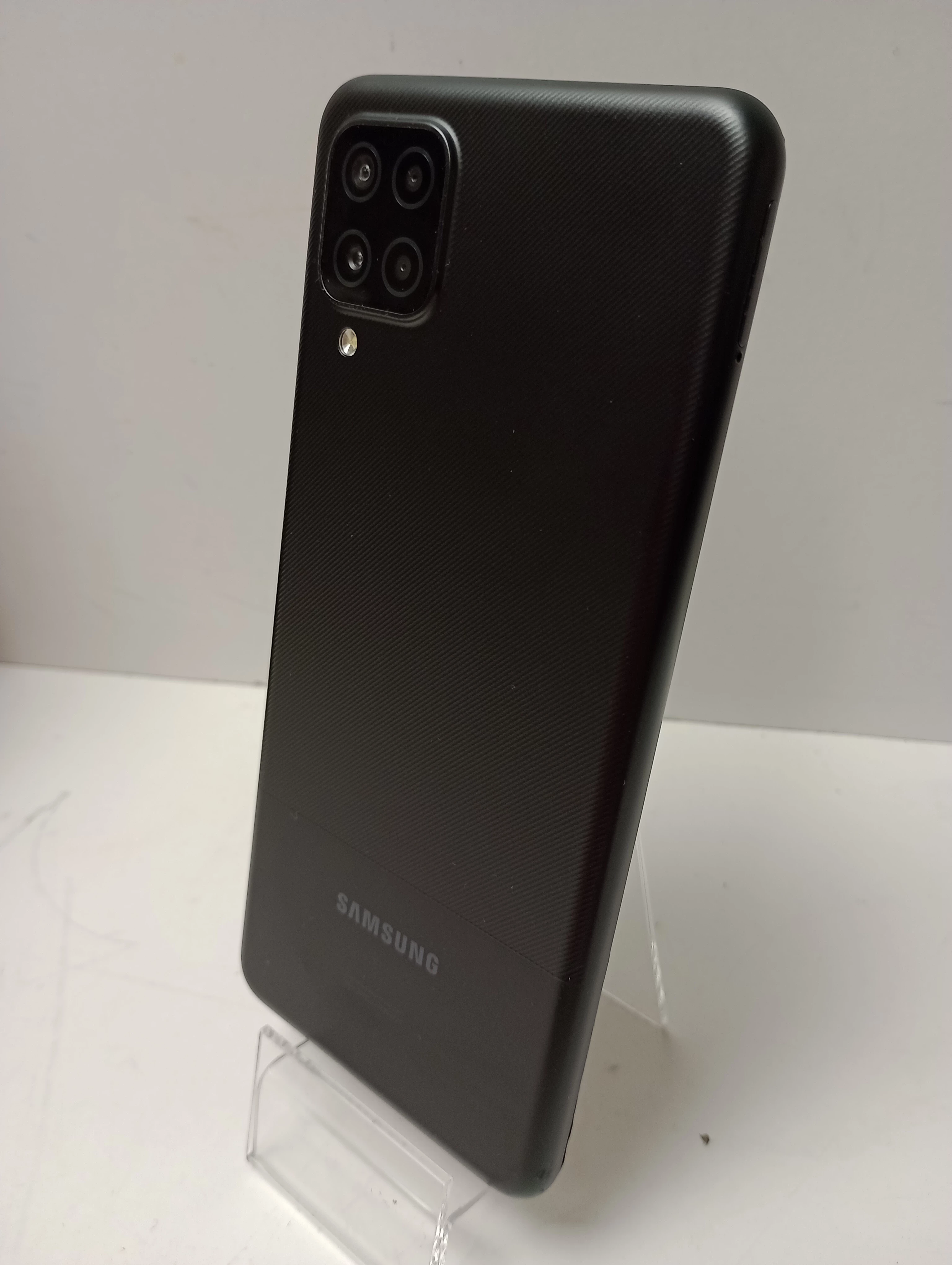 telefon-samsung-galaxy-a12-opis-pamiec-ram-4-gb