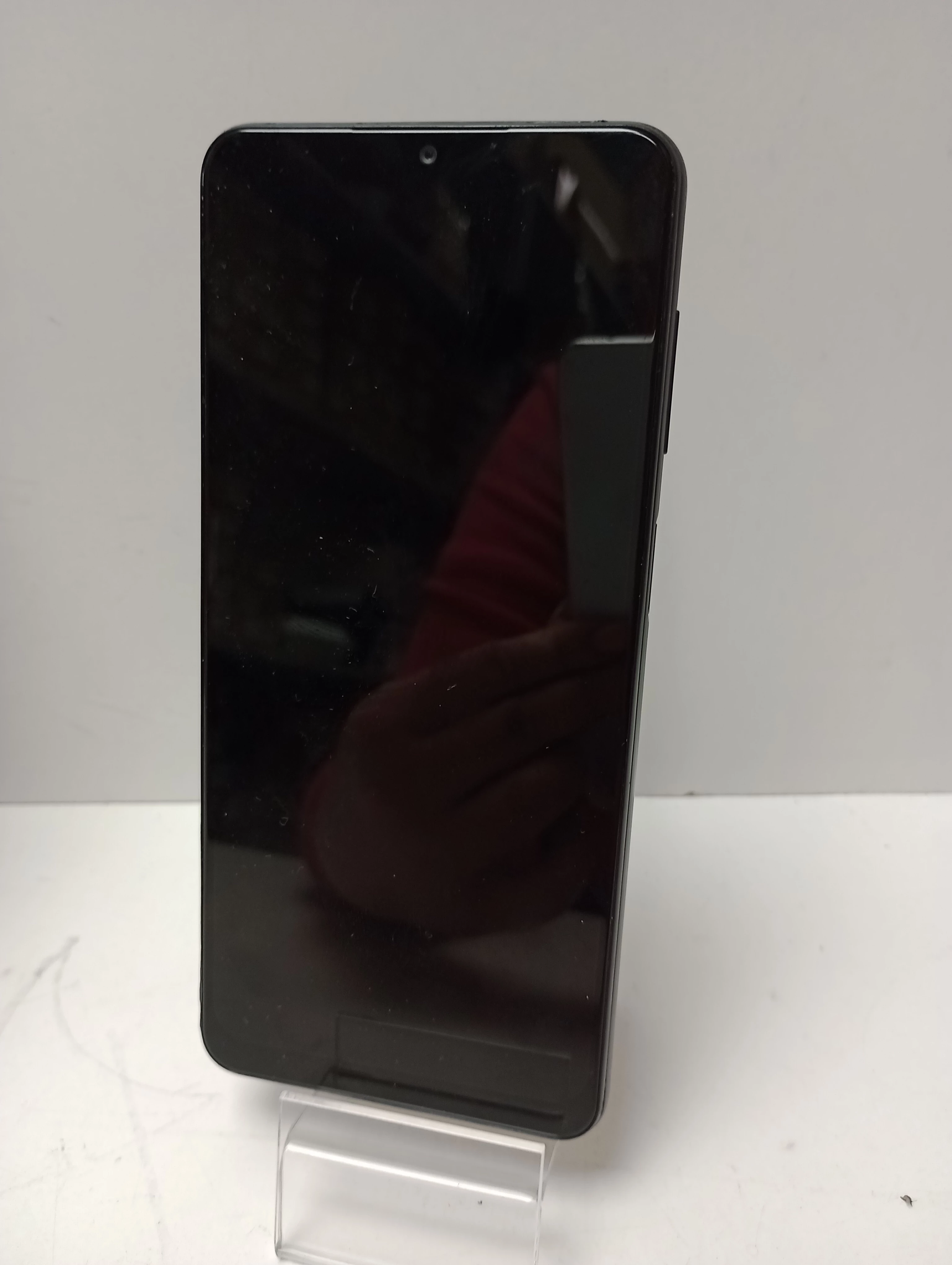 telefon-samsung-galaxy-a12-opis-typ-smartfon