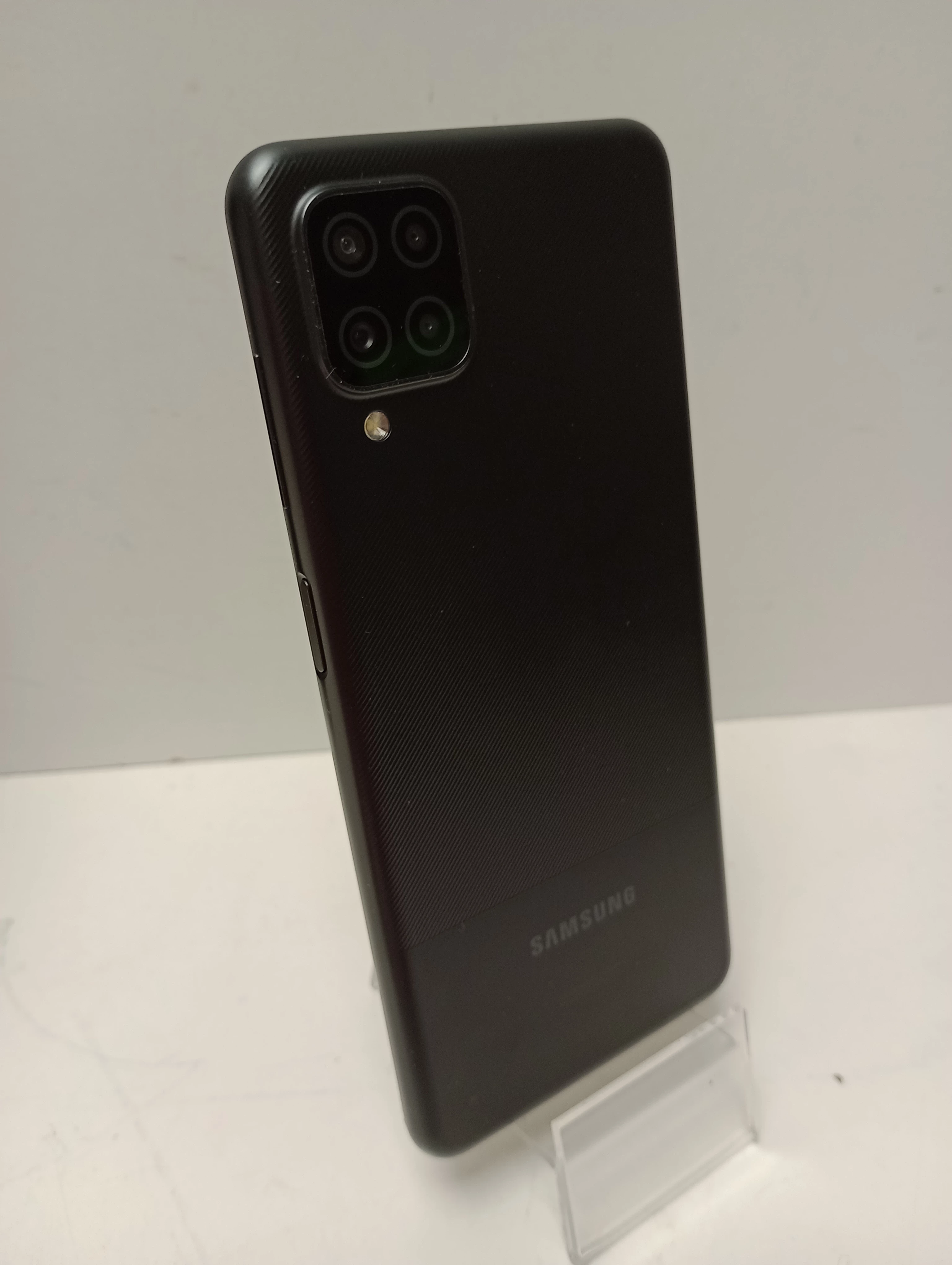 telefon-samsung-galaxy-a12-opis-przekatna-ekranu-650
