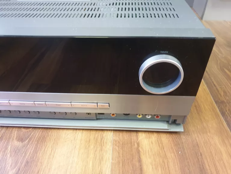 amplituner-harman-kardon-avr-645-opis-kolor-czarny