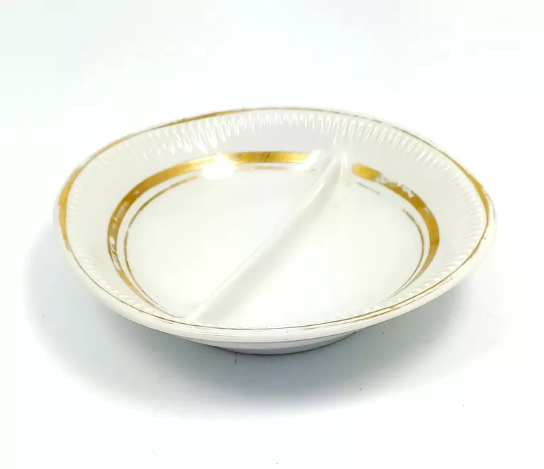 PORCELANOWY MAŁY TALERZYK WŁOCŁAWEK 12,5X11,5 CM