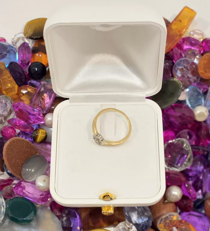 zloty-pierscionek-z-brylantem-585-191g-r-10-rodzaj-2205-16