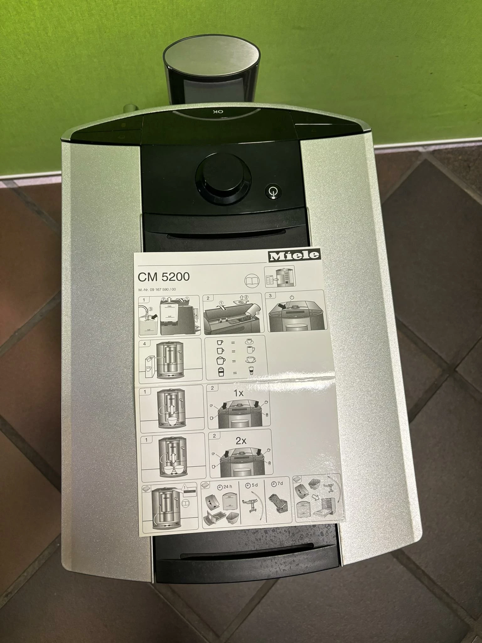 ekspres-cisnieniowy-do-kawy-miele-cm-5200-at-warto-at-at-okazja-at-rodzaje-kawy-ziarnista