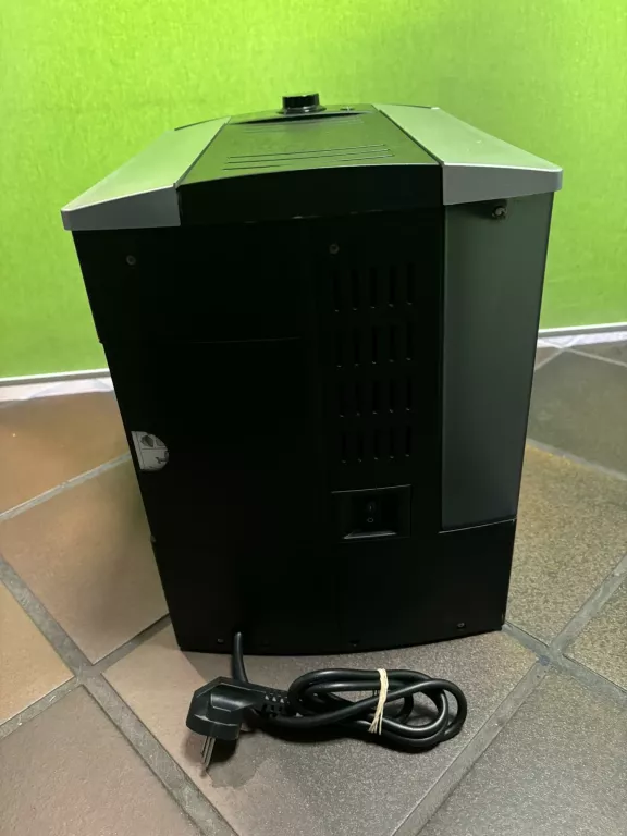 ekspres-cisnieniowy-do-kawy-miele-cm-5200-at-warto-at-at-okazja-at-kolor-dominujacy-czarny