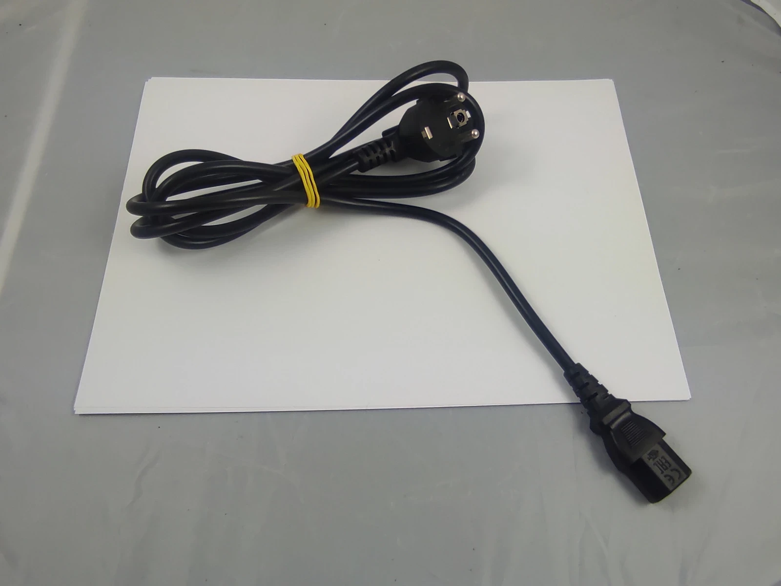 monitor-lcd-dell-e2223hv-22-1920-x-1080-px-va-przekatna-ekranu-cale-2200