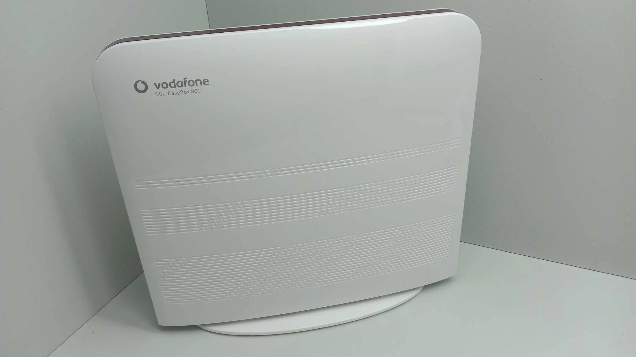 router-vodafone-dsl-easybox-802-model-r8000