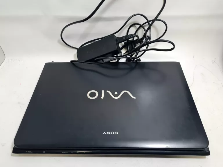 LAPTOP SONY VAIO SVE151C11M INTEL I5 4GB 640GB