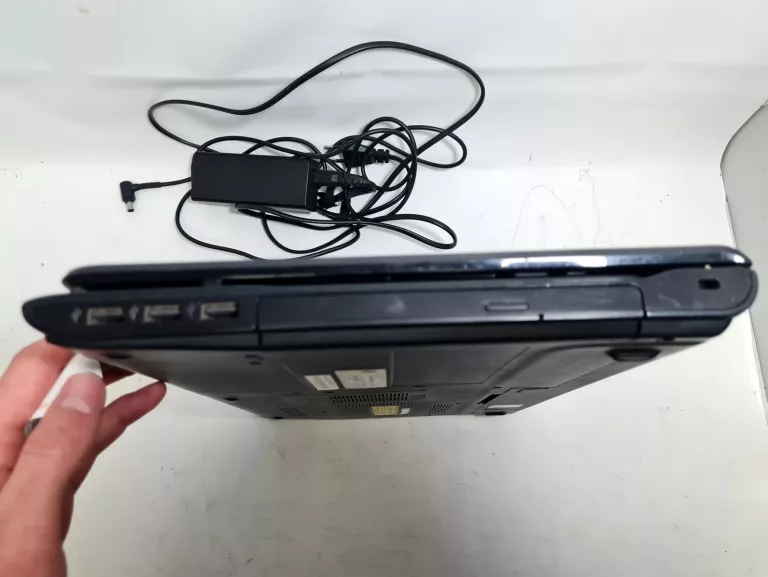 LAPTOP SONY VAIO SVE151C11M INTEL I5 4GB 640GB
