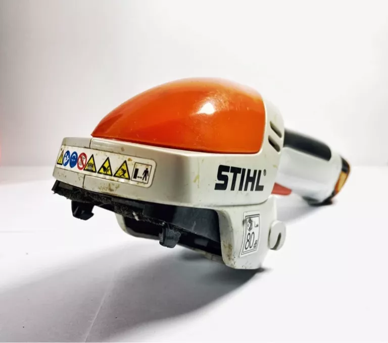 AKUMULATOROWE NOŻYCE DO TRAWY KRZEWÓW STIHL HSA 25/ KOMPLET