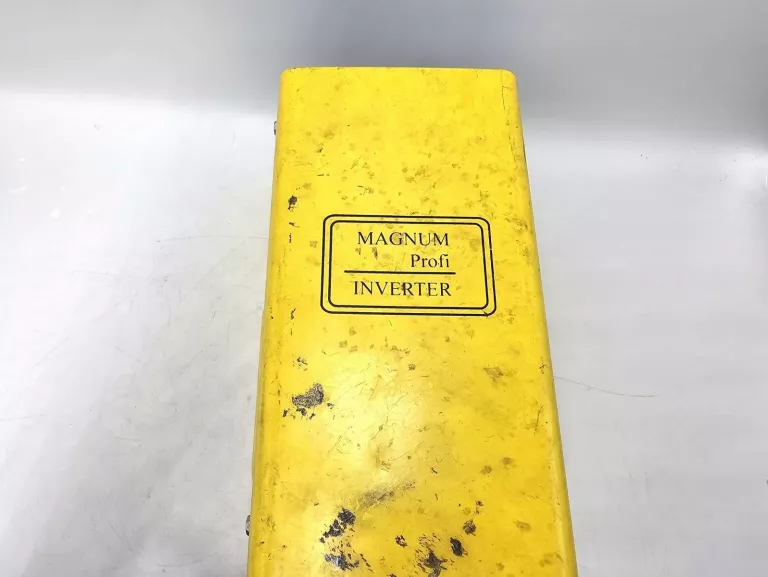 PROSTOWNIK INWERTEROWY MAGNUM AGRI 15 12/24V