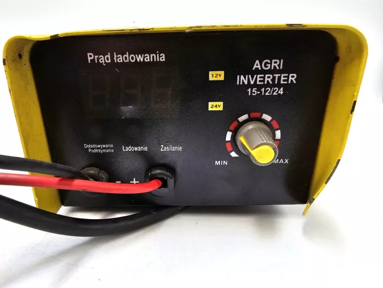 PROSTOWNIK INWERTEROWY MAGNUM AGRI 15 12/24V