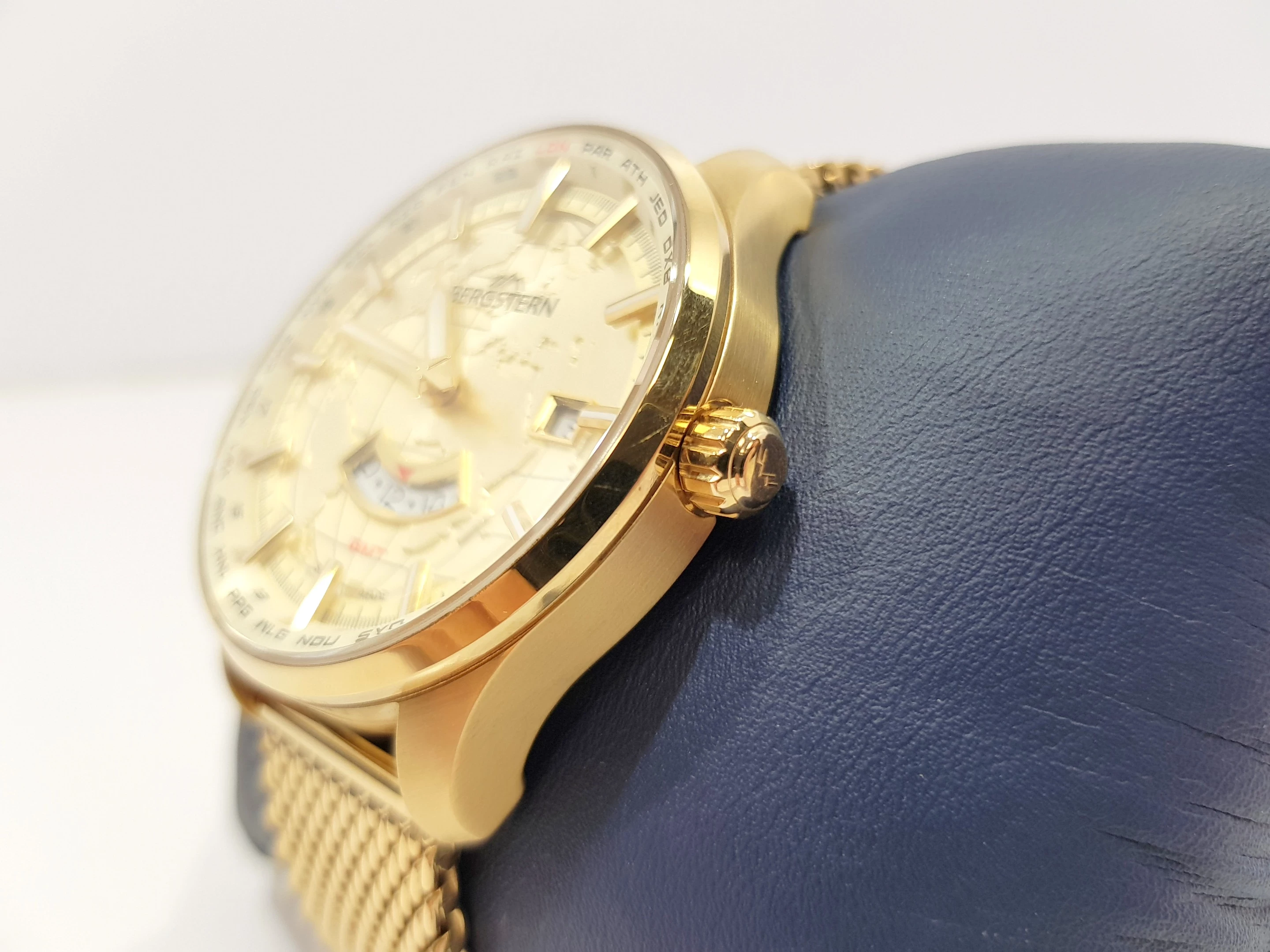 zegarek-bergstern-active-b065g297-funkcje-datownik