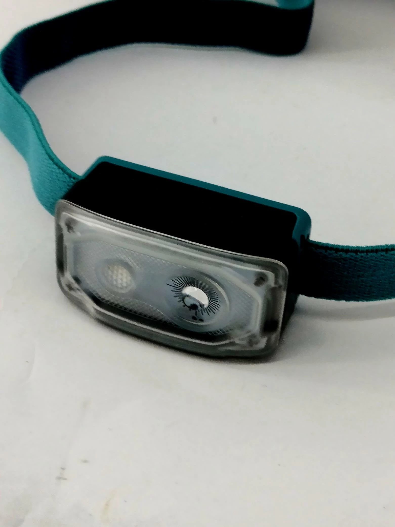 latraka-czolowa-decathlon-forclaz-stan-uzywany