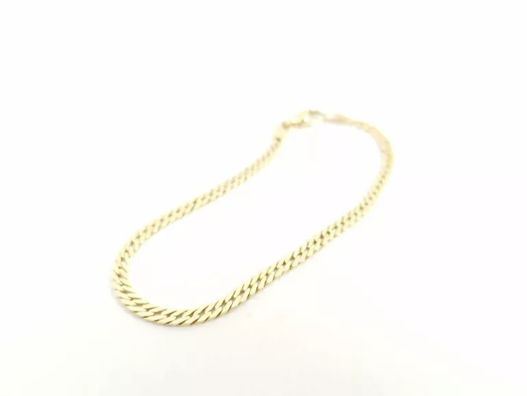 piekna-zlota-bransoletka-660-585-swietojanska-82-gdynia-harbor