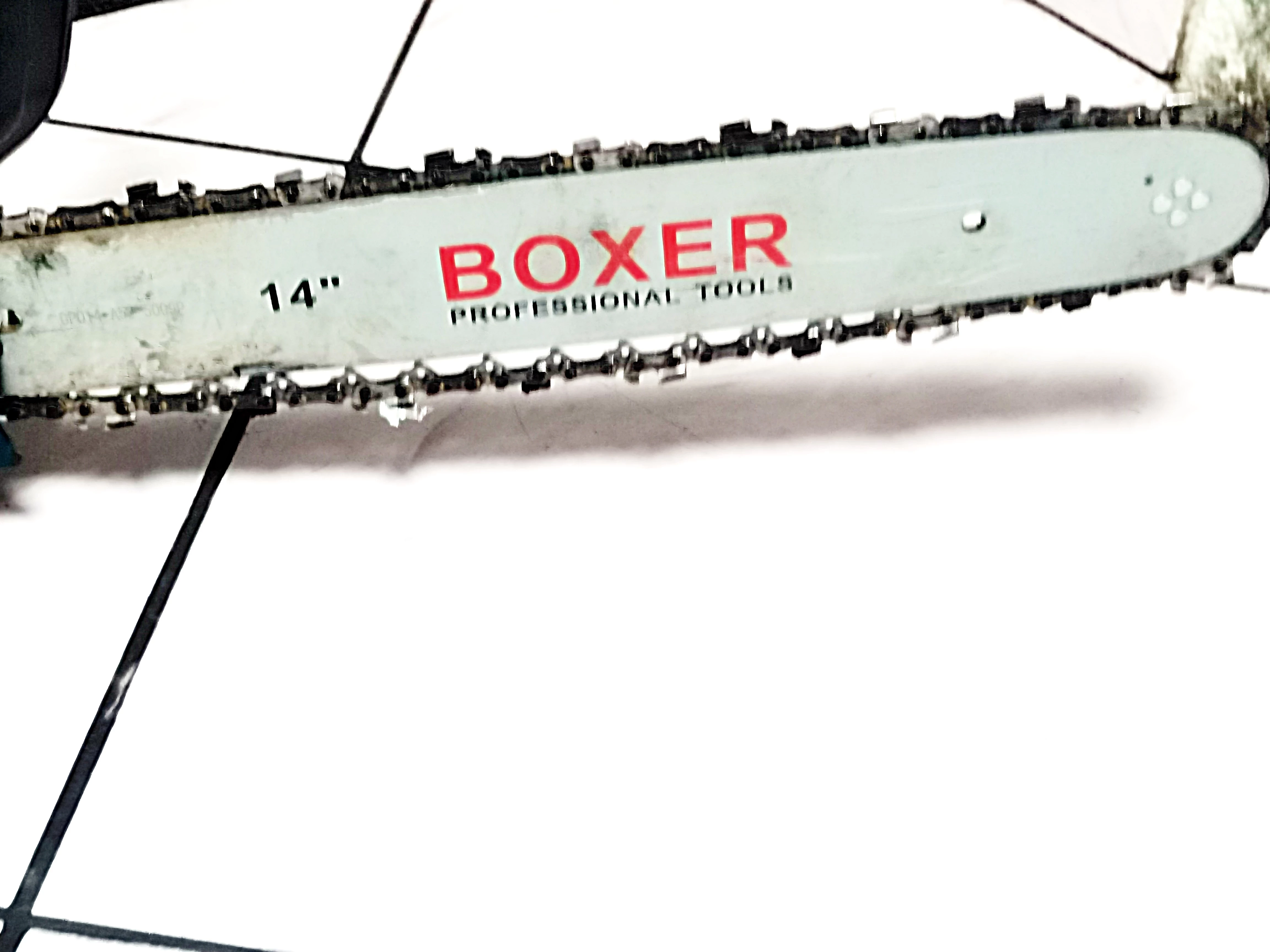 pila-elektryczna-boxer-bx-3303okazja-stan-uzywany