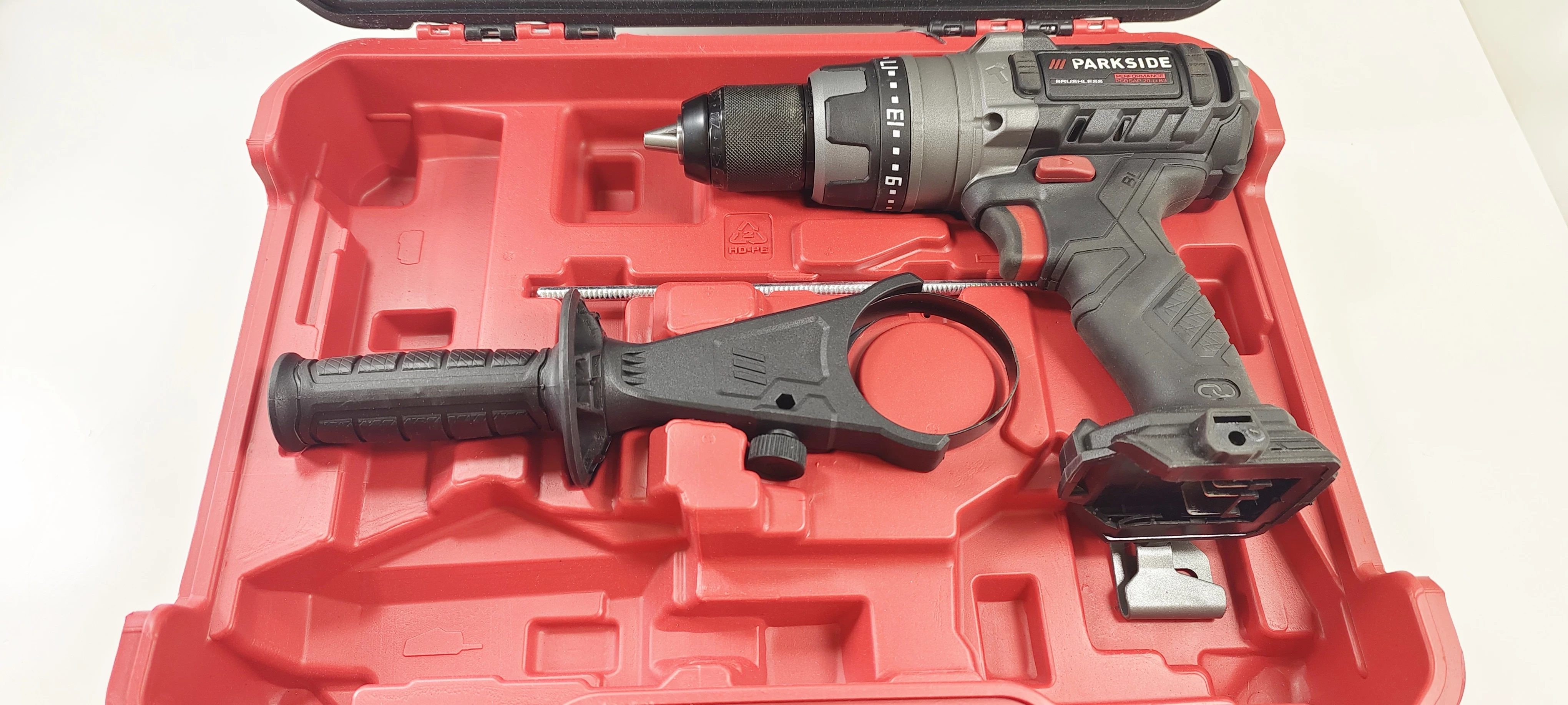 wiertarko-wkretarka-bezszczotkowa-parkside-napiecie-v-20-v