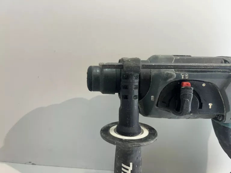 mlotowiertarka-makita-dhr202-stan-uzywany