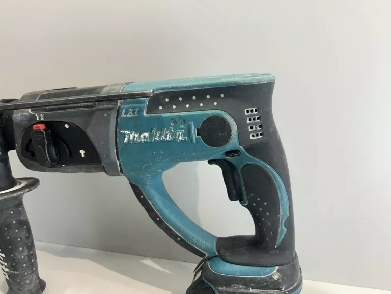 mlotowiertarka-makita-dhr202-marka-makita