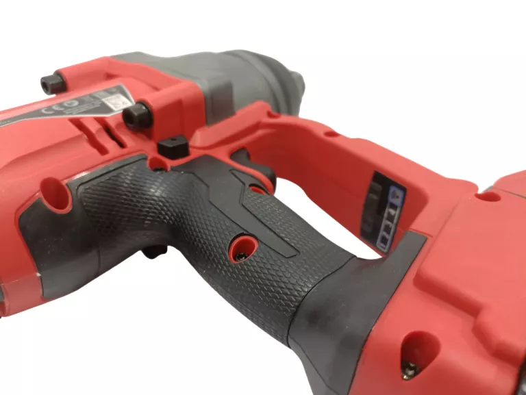 KLUCZ UDAROWY MILWAUKEE M18 ONEFHIWF1-802X 1"