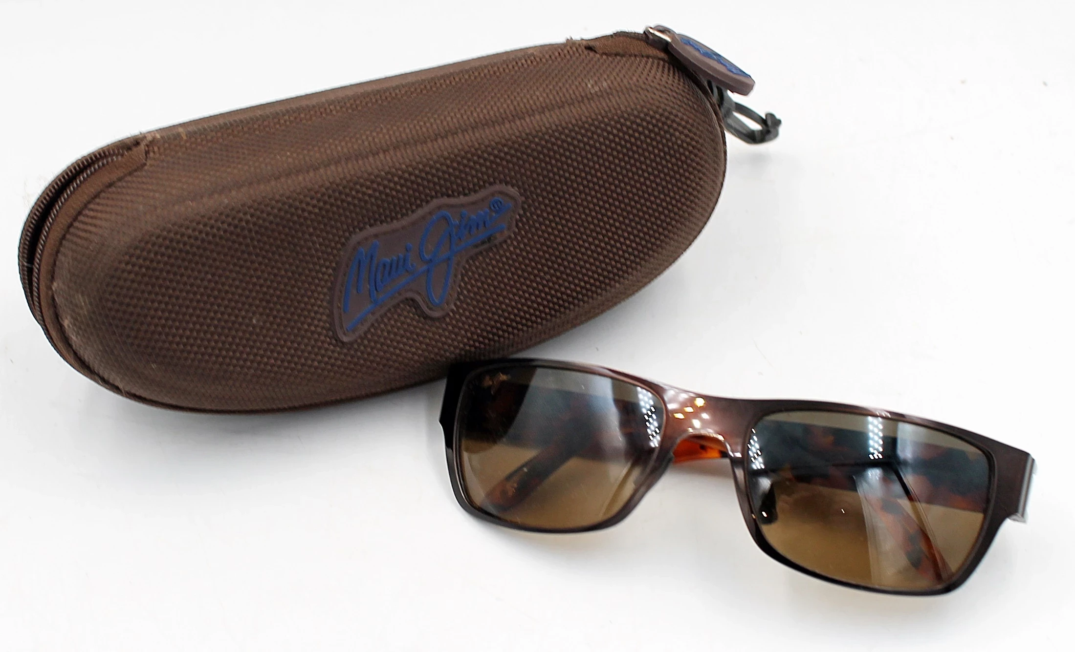 okulary-przeciwsloneczne-maui-jim-mj-243-20-fason-pilotki-aviatory