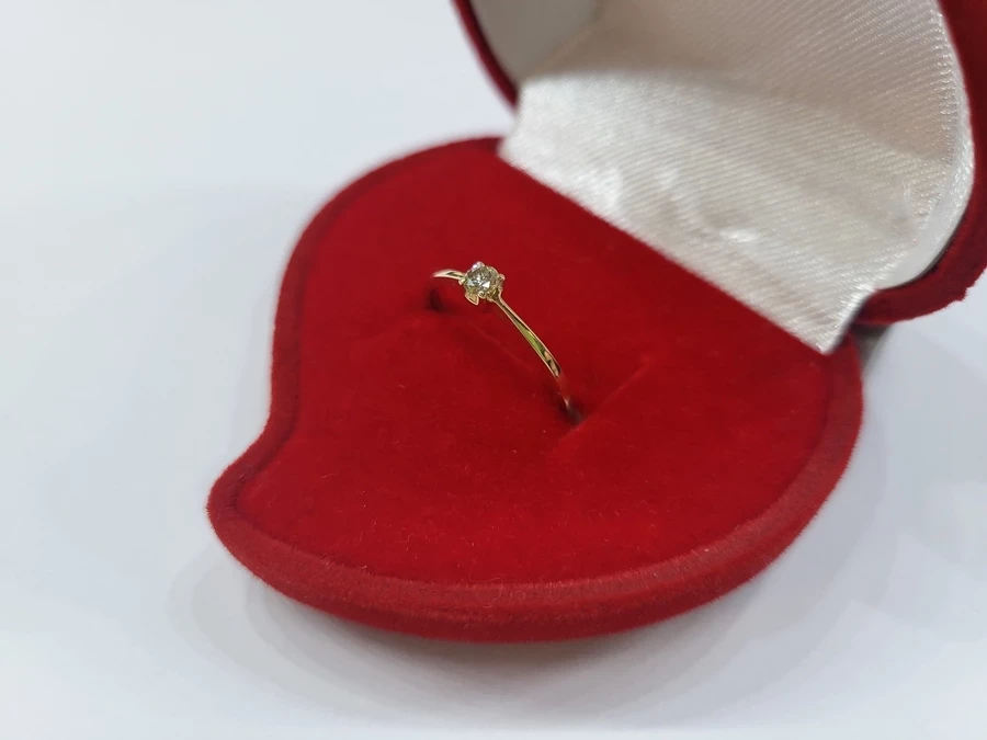 zloty-pierscionek-z-brylantem-rozmiar-11-material-15835-2