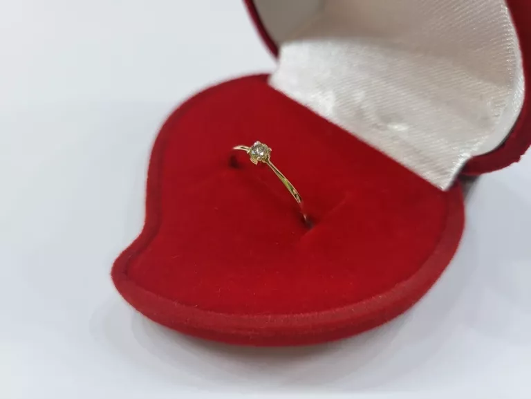 zloty-pierscionek-z-brylantem-rozmiar-11-material-15835-2