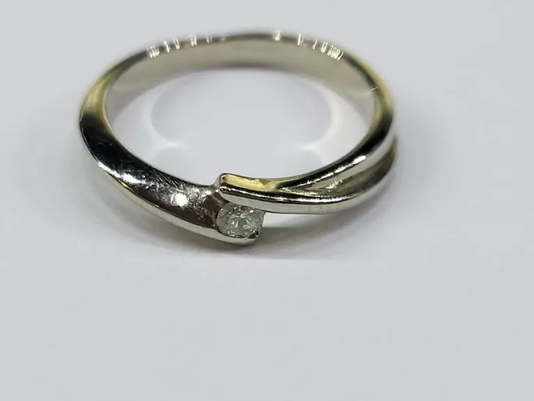 sliczny-zloty-pierscionek-z-brylantem-p585-204g-rozmiarsrednica-wew-mm-372-9