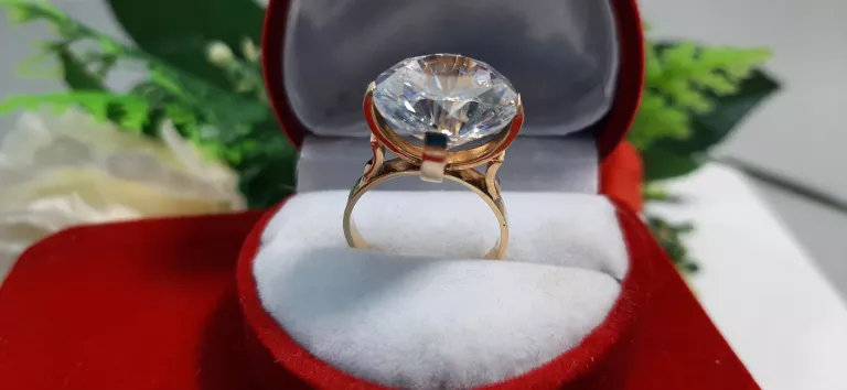 PIĘKNYZŁOTY PIERŚCIONEK Z DUŻYM OCZKIEM 6,75 G