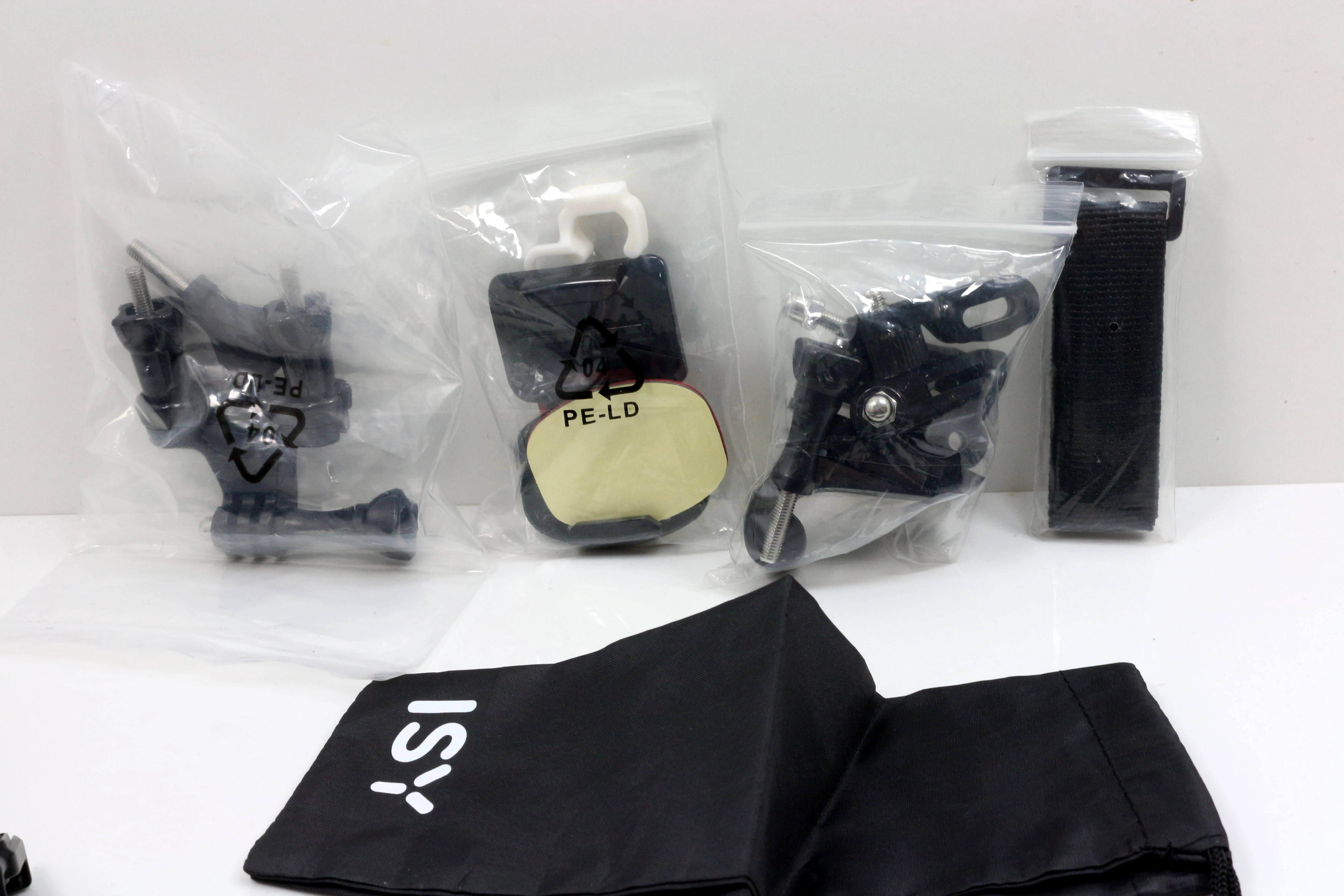 kamera-sportowa-garmin-virb-xe-z-akcesoriami-funkcje-wodoodpornosc