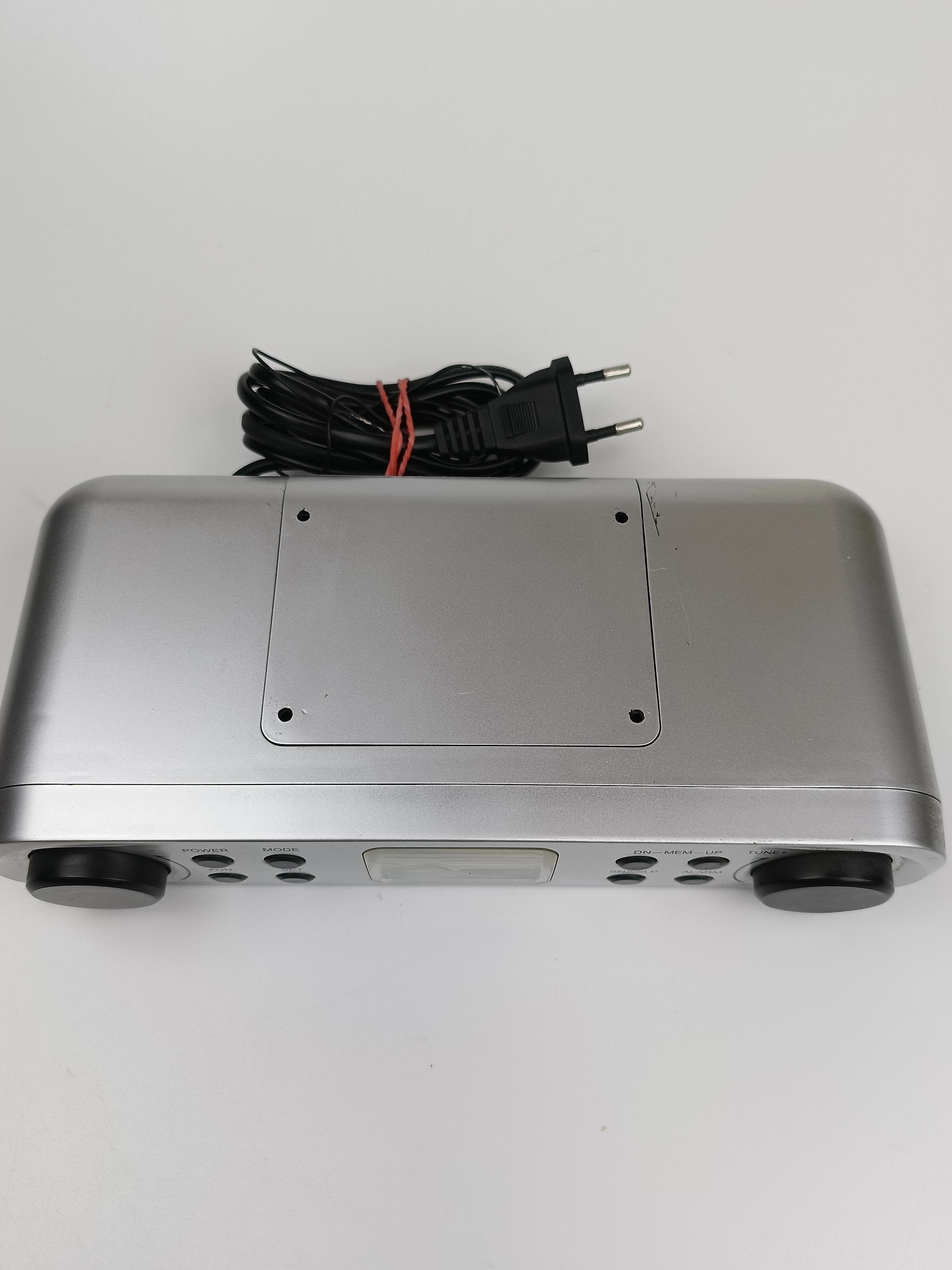 radio-podwieszane-ct-3998-pudelko-zastepcze-marka-hykker