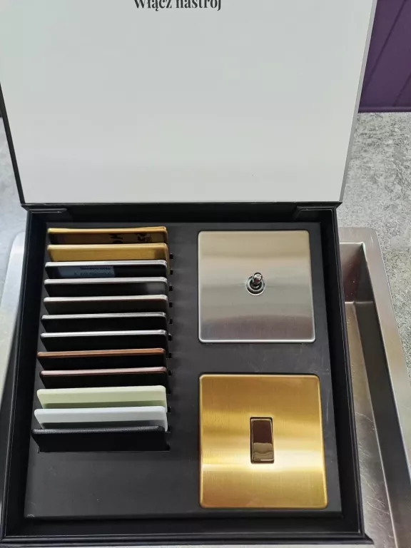 govena-wlacznik-uchylny-pojedynczy-wylacznik-zwierny-wawerska-3-otwock