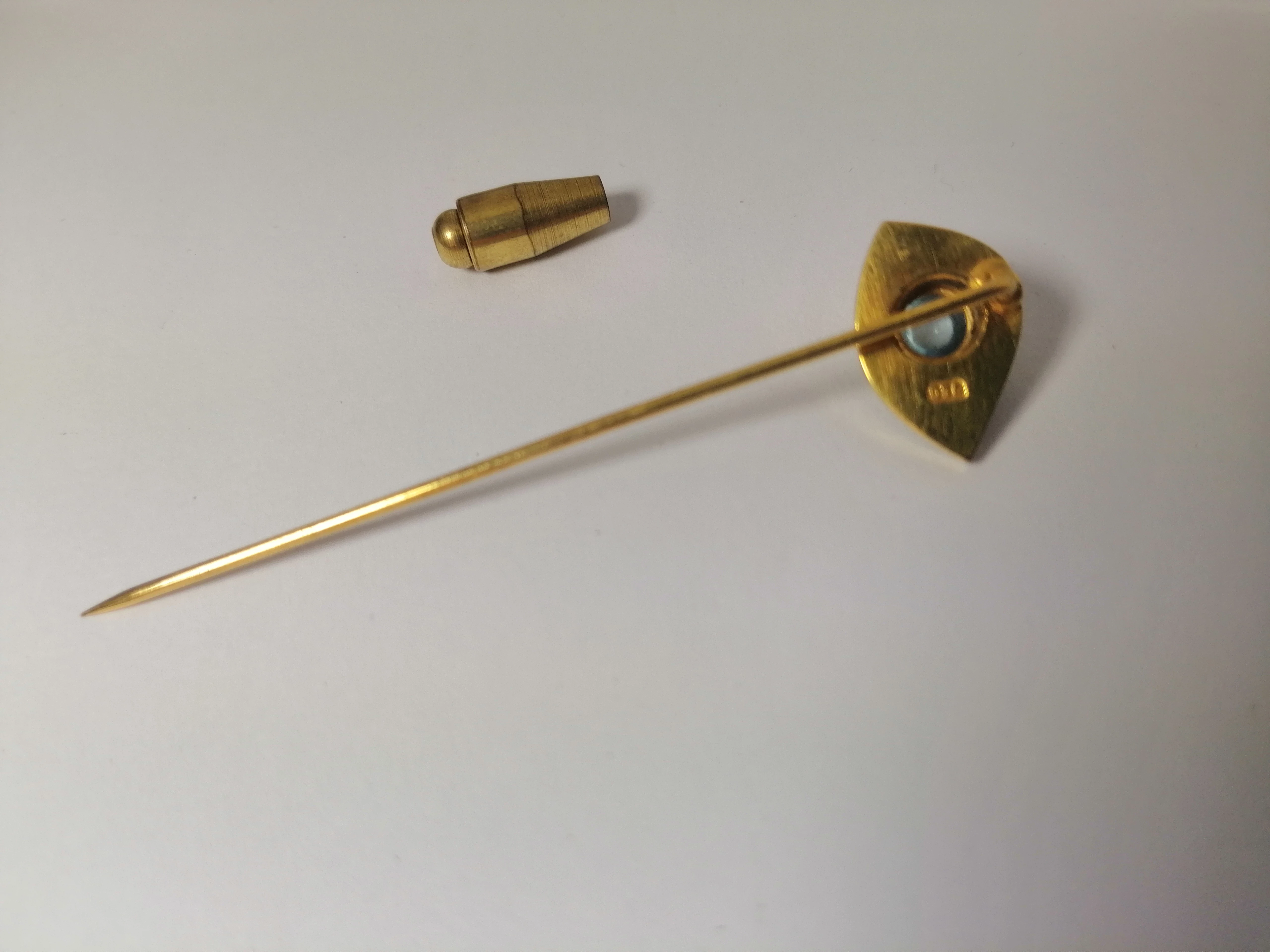 broszkaszpilka-do-kapelusza-750-elisabeth-treskow-motyw-inny