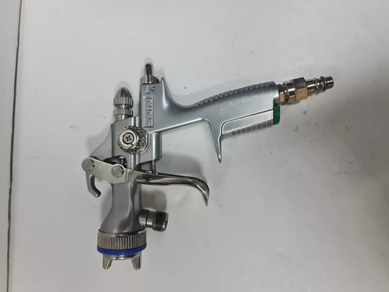 PISTOLET LAKIERNICZY SATA JET 1000H RP