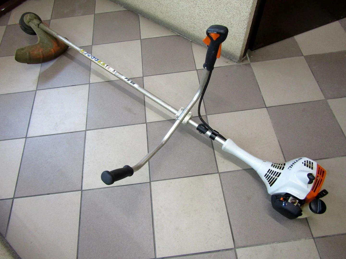 KOSA SPALINOWA STIHL FS 55 2021 | Kosy i podkaszarki | Loombard.pl