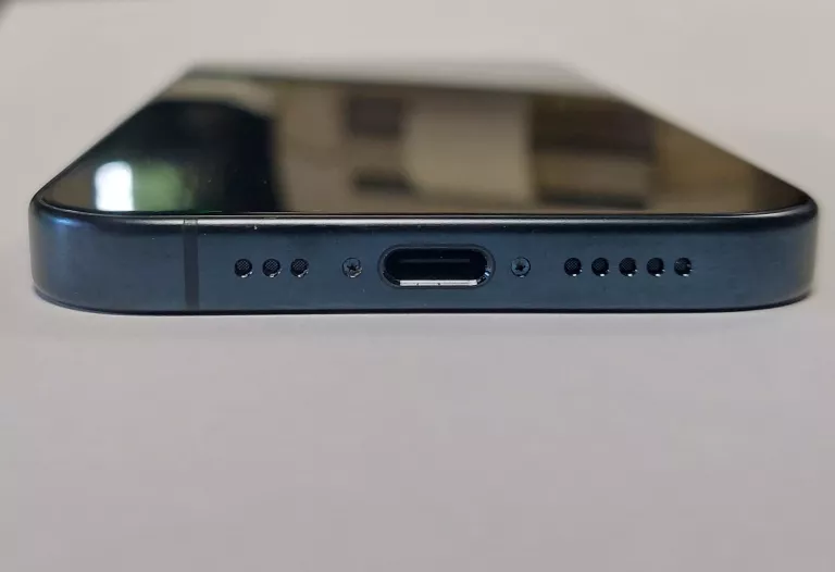 TELEFON IPHONE 15 PRO 1TB GWARANCJA