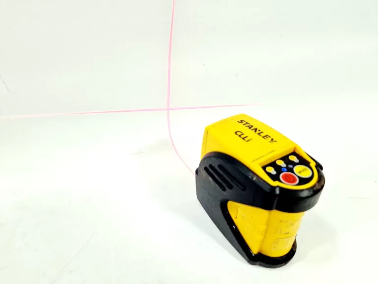 LASER KRZYŻOWY STANLEY CLLI