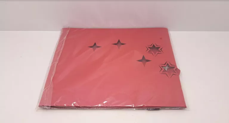BIEŻNIK FILCOWY NA STÓŁ 1 SZT CZERWONY 30X100 CM GWIAZDKI