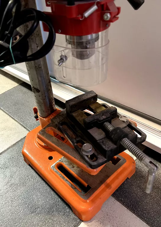 wiertarka-stolowa-schwarzbau-dp4116b-stan-uzywany