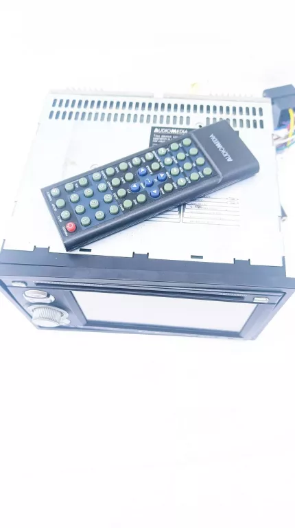 radio-samochodowe-audiomedia-pilot-stan-uzywany