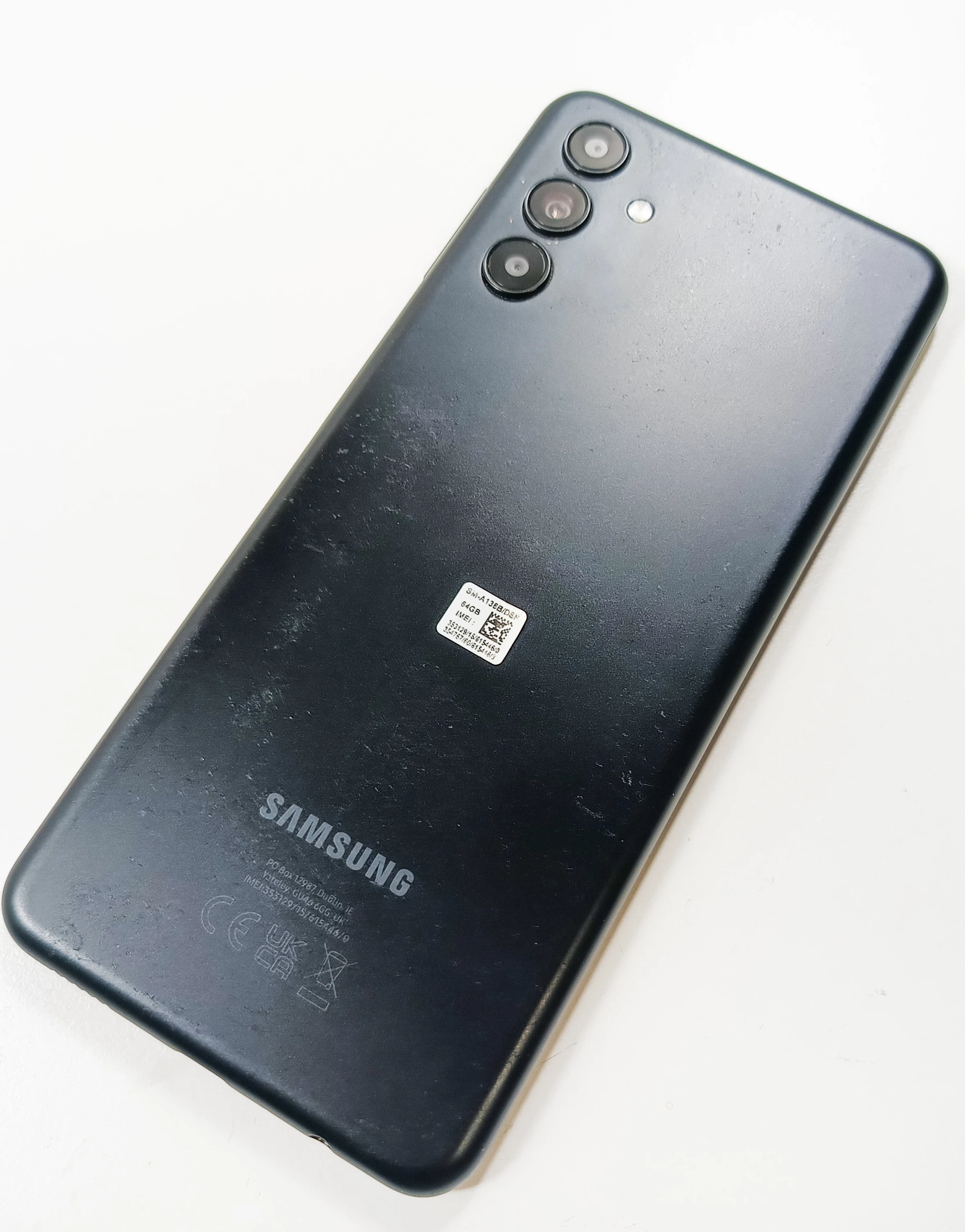 telefon-samsung-galaxy-a13-5g-464-gb-660-5000-mah-plus-opis-kod-producenta-sm-a137fzkveue