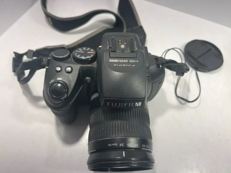 APARAT FINEPIX HS35 EXR